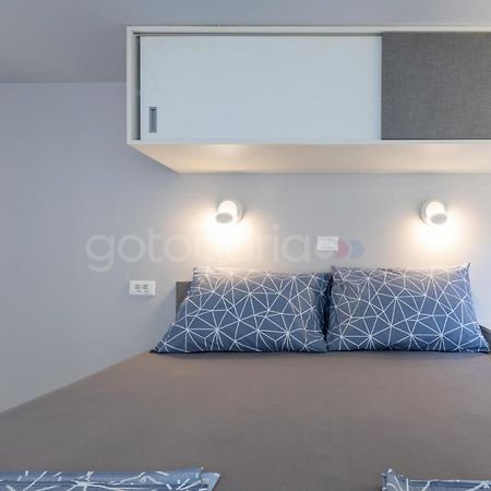 Modern Duplex Studio Tommy Makarska Luaran gambar